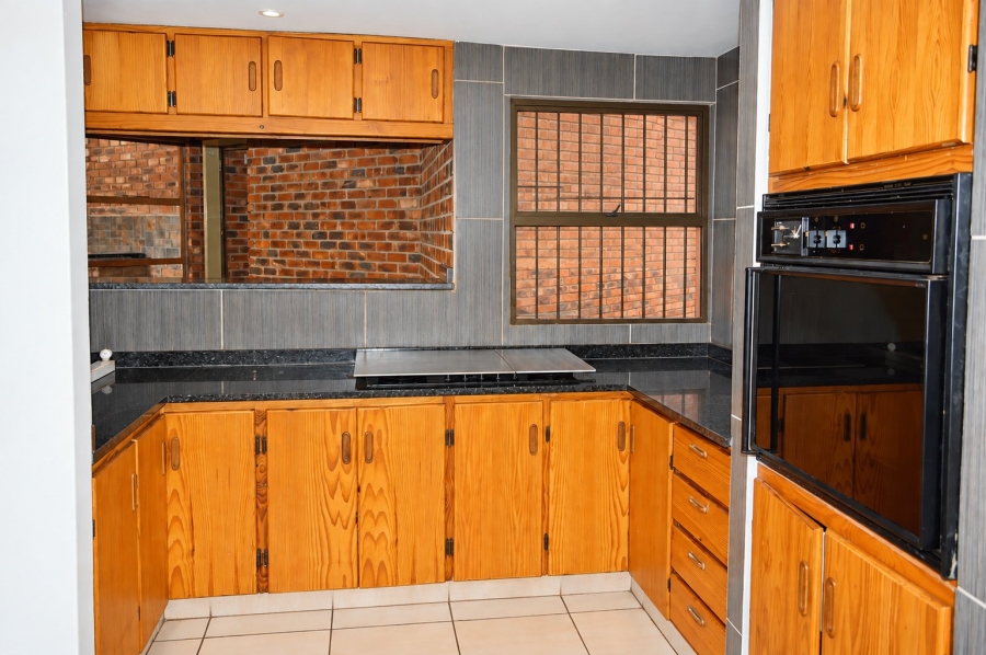 3 Bedroom Property for Sale in Flamwood North West